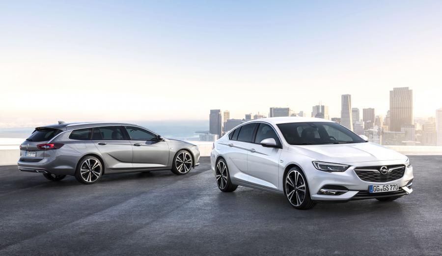  Opel Insignia Sports Tourer Turbo 4x4 2017 года  (фото 13 из 13)
